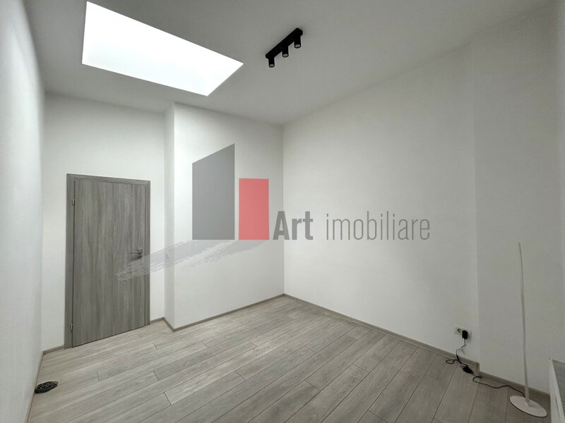 Calea Calarasilor, Matei Basarab, apartament 3 camere tip duplex.